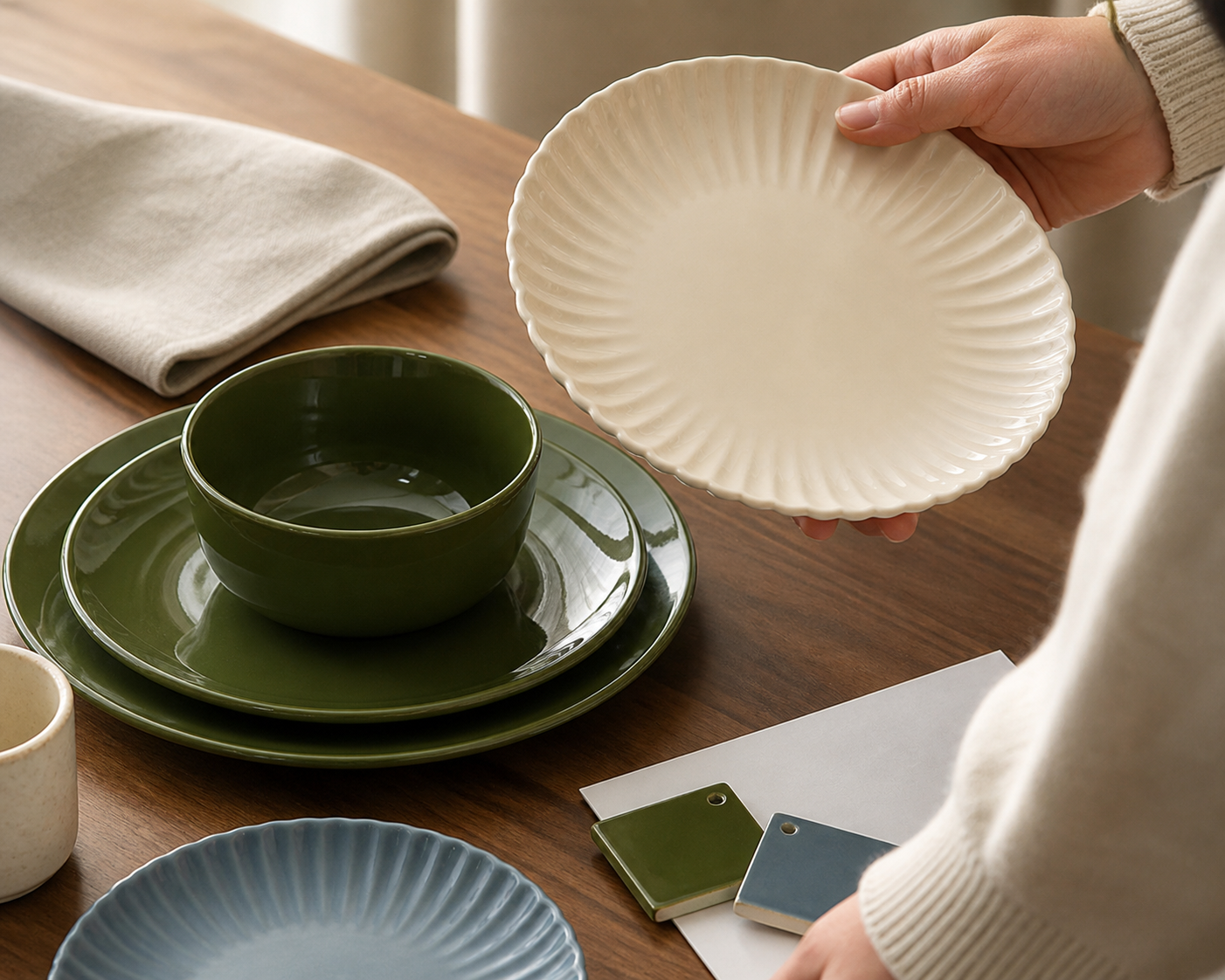 Real FENN-style ceramic sample review with green bowls, cream fluted plate, and safer color placement